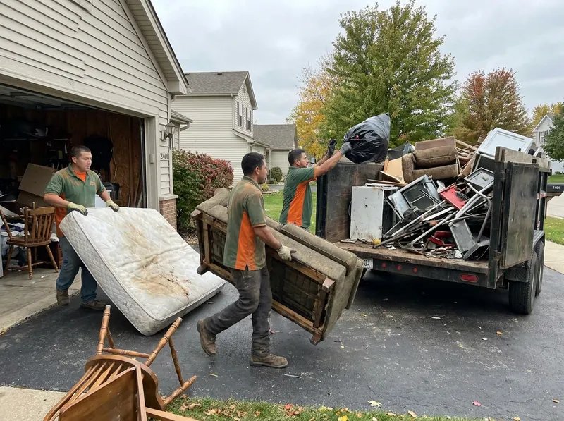 Garage Cleanout in Aurora, IL
